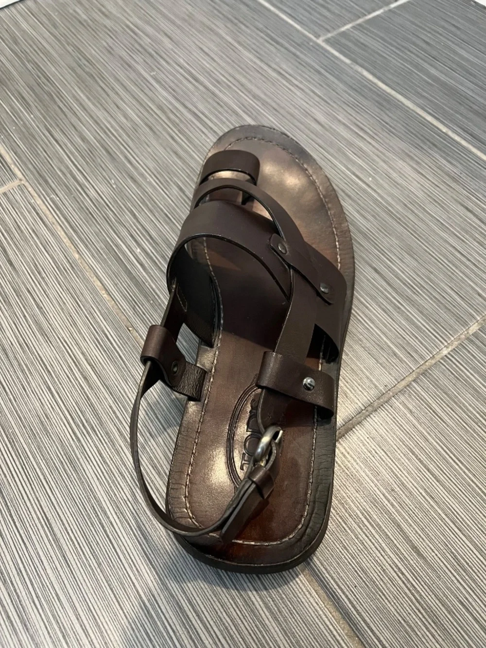 Tod’s sandals dark brown like new condition 9.5